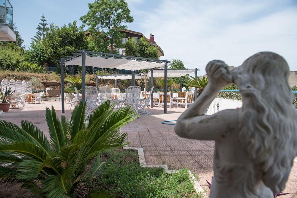 Hotel Umberto Рикаді Екстер'єр фото